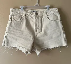 Zara Pale Yellow Raw-Hem Denim Shorts thumbnail 1