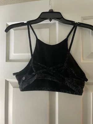 Lululemon Black Twist & Reach Sports Bra thumbnail 6