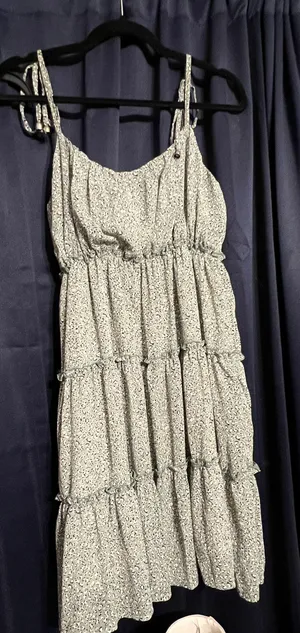 Tiered Dress Green Size M thumbnail 1