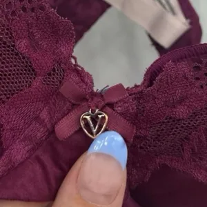 Victoria Secret’s thumbnail 4