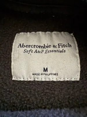 Abercrombie Crewneck thumbnail 2