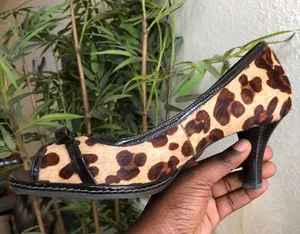 2000s Y2K brown black Leopard animal genuine leather print open peep toe heels pumps with bow detail-Size 8M Great preloved condition thumbnail 3
