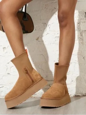 UGG Classic Dipper Platform Boot - Women's, Chestnut, size 8, NWT no box thumbnail 2