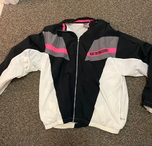 Nike International Jacket thumbnail 1