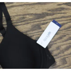 NWT Gap Womens Everyday Essentials T-Shirt Bra GPW00351 GPW00351 Black 32A thumbnail 4