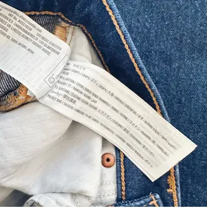 Abercrombie & Fitch Women’s The 90’s Relaxed Jean High Rise thumbnail 8