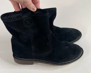 Clarks Somerset Cabaret Black Suede‎ Ankle Booties Size 9.5 thumbnail 1