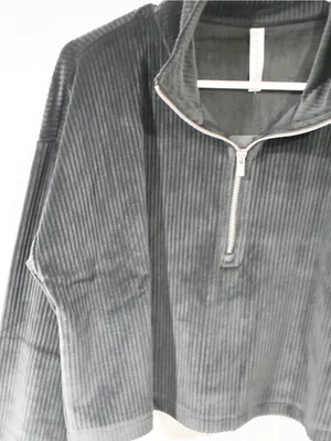 Fabletics Size Medium Black Plush Rib Half Zip Sweatshirt NEW thumbnail 3