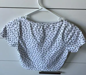 T-shirt thumbnail 3