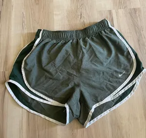 Nike Dri-Fit Shorts thumbnail 1