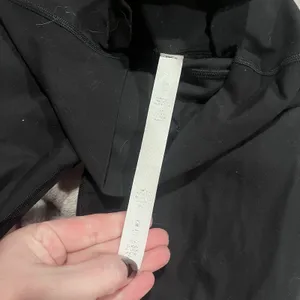 Lululemon Wunder Under Hi-Rise Crop Black Size 2 Luxtreme Leggings thumbnail 5