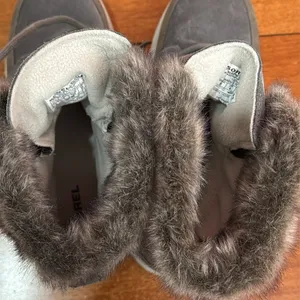 Sorel Women's Gray Fur-Trimmed Boots‎ size 6 thumbnail 7