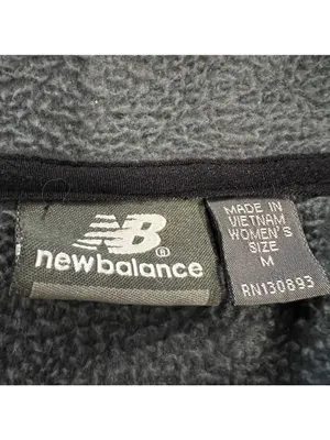 New Balance Women Fleece Jacket With Hood Size M thumbnail 12
