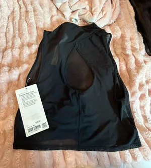 Lululemon Keyhole Mesh Tank thumbnail 2