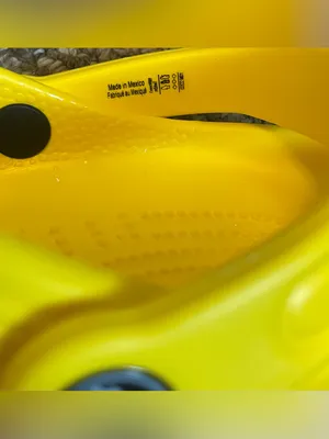 Crocs Classic Clogs Slip On Shoes Yellow Lemon Size 5 Men 7 Women thumbnail 5
