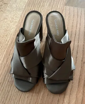 Gianni bini heels thumbnail 1