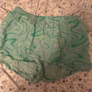 Colsie Mint Green Drawstring Shorts Size L thumbnail 1