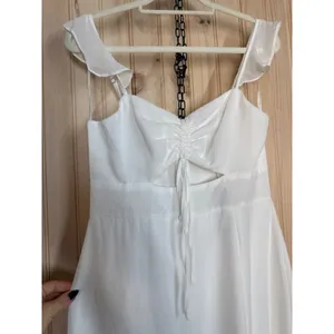 NWT Lulus The Way to Love White Ruffled Maxi Dress Resortwear Cut Out Size S thumbnail 5