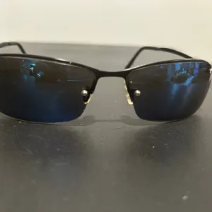 Stylish Black and Blue Sunglasses thumbnail 5