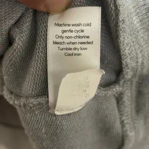 Athleta Gray Modal Crossover Tulip Hem Raglan Long Sleeve Sweatshirt Small thumbnail 9