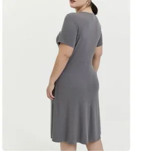 Torrid Gray Ribbed Short Sleeve V Neck Twist Flare Skater Dress 1X‎ thumbnail 3