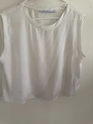 Calvin Klein Jeans White Sleeveless Blouse | Women’s Medium | Minimalist thumbnail 4