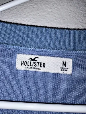 Hollister Textured Knit Crew Neck Sweater Blue & Purple Medium thumbnail 4
