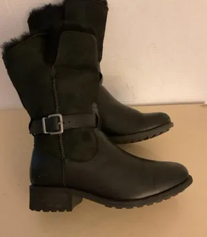 UGG women Black Leather suede & Shearling biker Pernille boots US 8.5 thumbnail 1