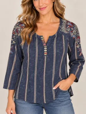 Hannah Embroidered Top‎ Blue Size M thumbnail 1