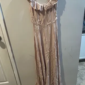 Reformation Beige Ruffle-Neck Maxi Dress thumbnail 7