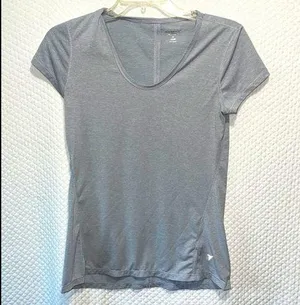 Old Navy Active shirt size XS thumbnail 1