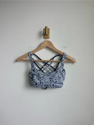 Lululemon Free to Be Bra Wild Star Crushed Silver Fox Deep Navy Size 4 thumbnail 3
