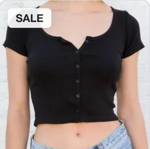 Brandy Melville Zelly Top thumbnail 1