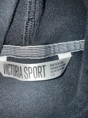 PINK - Victoria's Secret Victoria Sport Black Sleeveless Hooded Workout Tank Top with Front Kangaroo Pock thumbnail 3