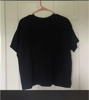 Old Navy Tshirt  thumbnail 2