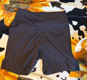 Aerie by OFFLINE Shorts Crossover Biker 5” thumbnail 1