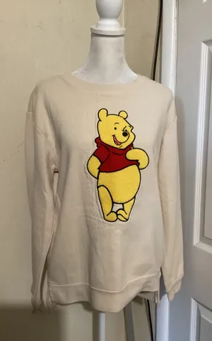 Disney Winnie the Pooh Cream Crewneck Sweatshirt Graphic Print Pullover Top M thumbnail 1