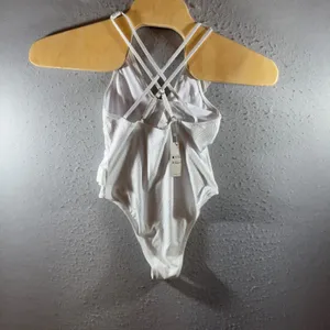 1565 | NWT Cupshe Ruffle Textured Wrap One Piece Swimsuit White Womens‎ S thumbnail 2