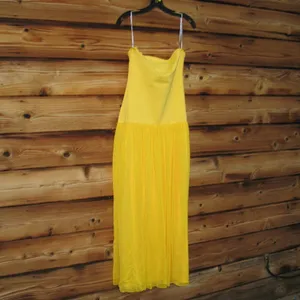 NWT Elliatt Yellow Drop Waist Maxi Gown Dress Size XS thumbnail 7