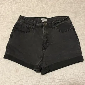 Black Forever 21 Shorts thumbnail 1
