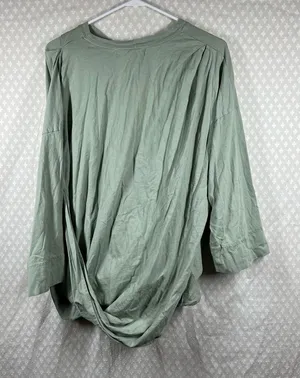Free‎ People Beach Sage Green Oversized Top thumbnail 1