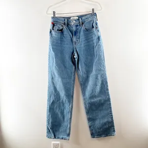Abercrombie & Fitch High Rise 90s Relaxed Heart Embroidered Jeans Blue 27 thumbnail 3