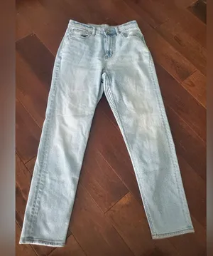 American Eagle Mom jeans high rise light wash distressed pockets size 2 thumbnail 1