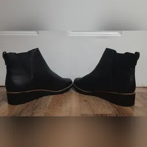 NWOB St. John's Bay Black Vegan Leather Ankle Booties Women's Size 9 thumbnail 4