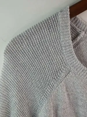 Old Navy L Gray Oversized Pullover Sweater thumbnail 3