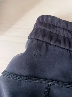 Lululemon Softstreme Shorts  thumbnail 5