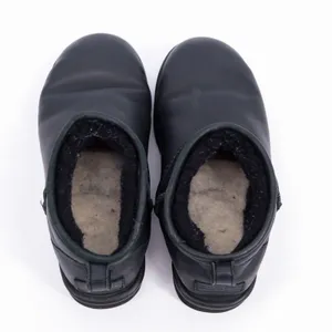 UGG Classic Ultra Mini Leather Boot Womens Size 6‎ Black 1117534 Ankle Booties thumbnail 4