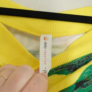 Daily Practice by Anthropologie Small Yellow Floral Cropped Sweatshirt Yoga Soft thumbnail 4
