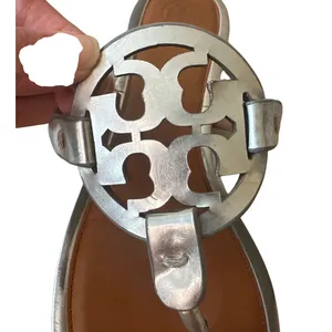 Tory Burch Miller Metallic‎ Silver Sandals Size 7 thumbnail 10