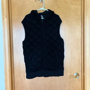Mono B Quilted‎ Hooded Vest Black Full Zip Pockets Women's Size L thumbnail 4